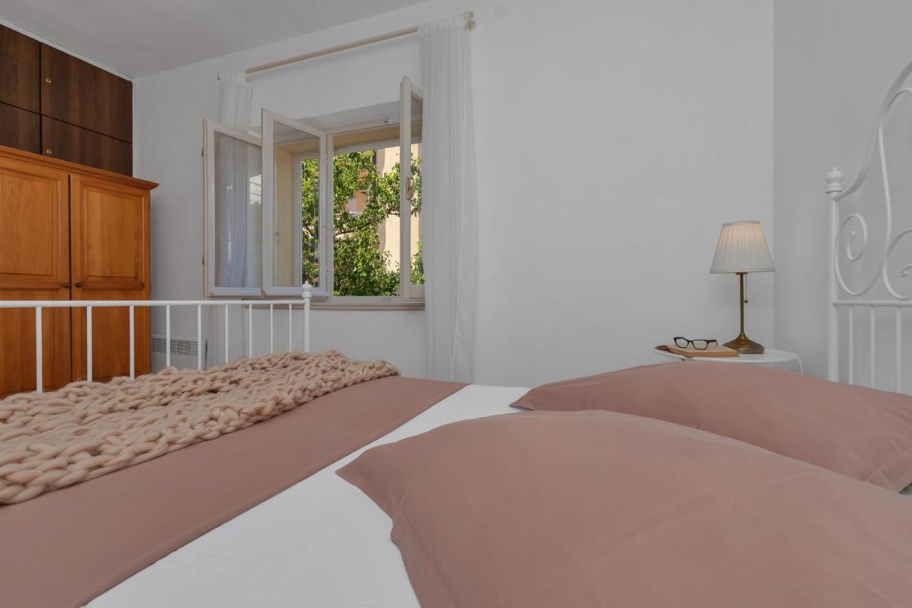 Beach Apartments Makarska Exterior photo